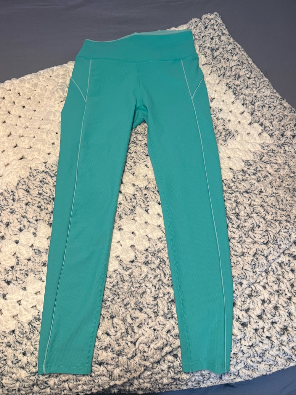 NWT Wilo Sea Green Ribbed Leggings Women’s Medium